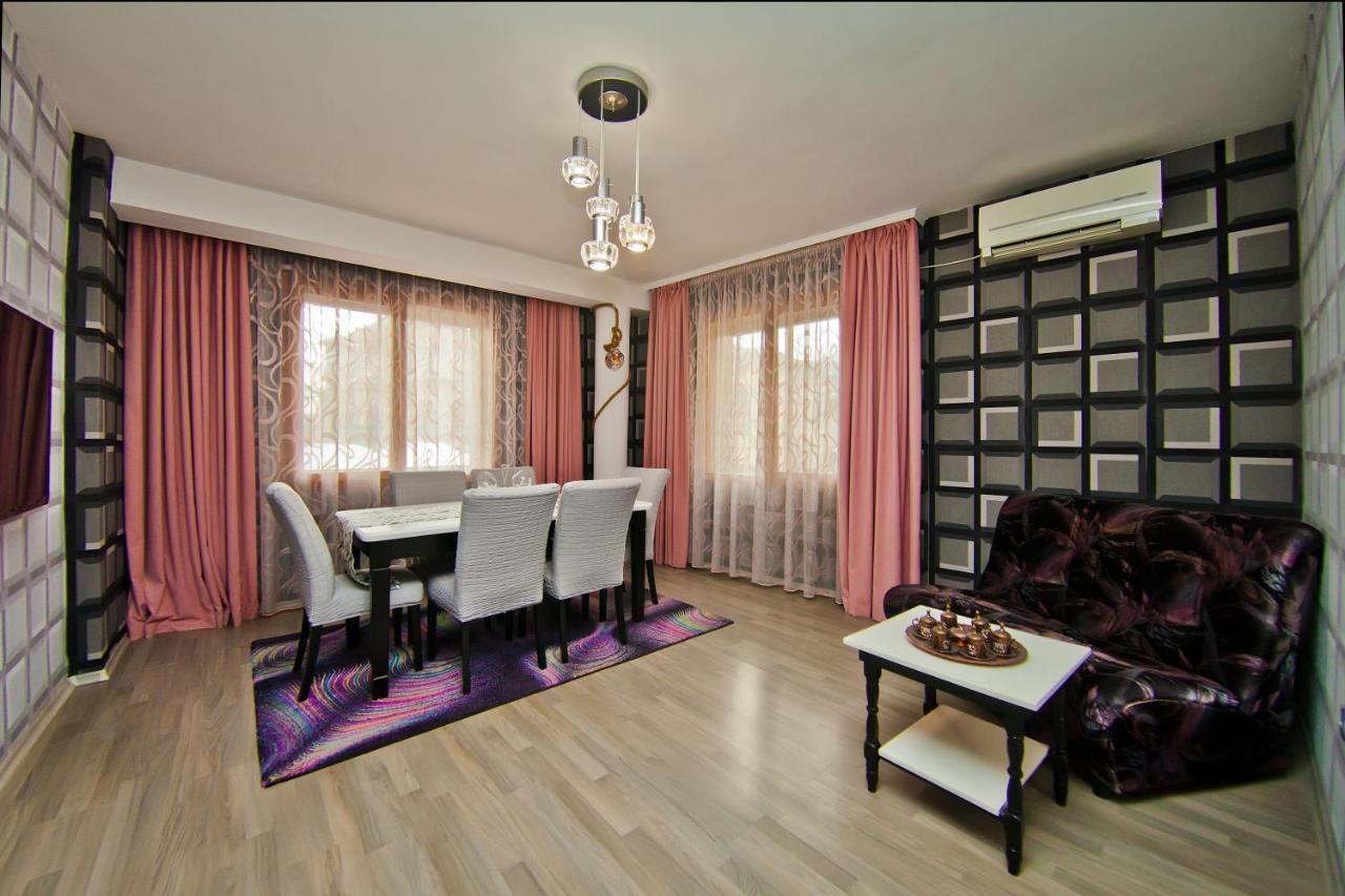 Perla 2-Bdrm In The Heart Of The City ヴァルナ エクステリア 写真