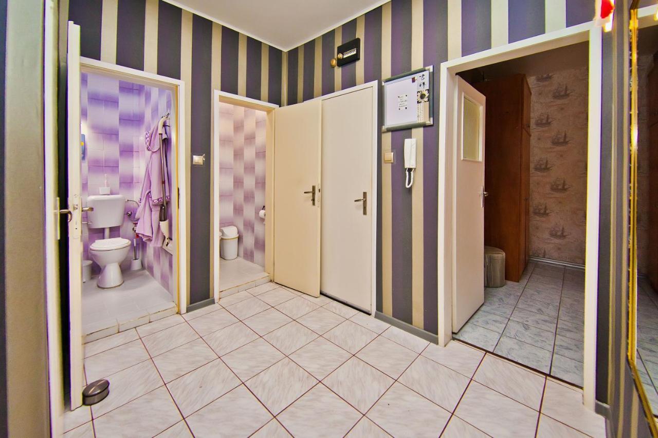 Perla 2-Bdrm In The Heart Of The City ヴァルナ エクステリア 写真