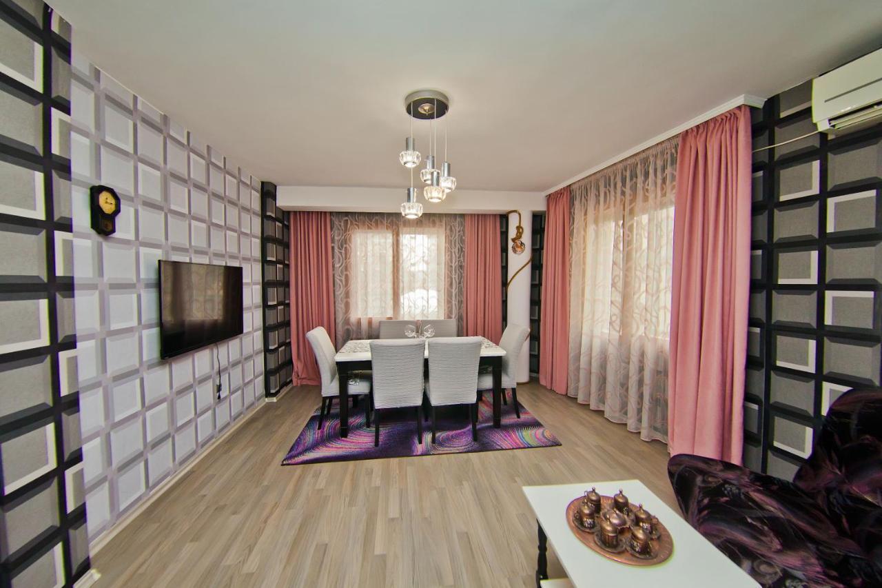 Perla 2-Bdrm In The Heart Of The City ヴァルナ エクステリア 写真